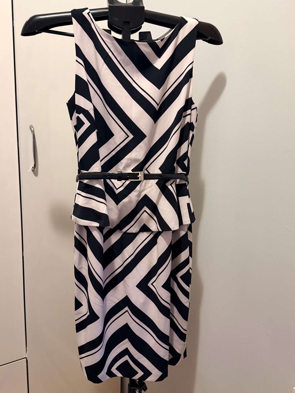 Cashe -Sleeveless Black and White Geometric Peplum Midi Dress with Belt